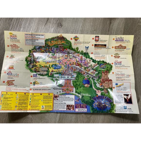 1999 Disney MGM Studios Guidemap - The Osborne Family Spectacle of Lights - Picture 3 of 10